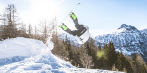 How to Do a Backflip on Snowboard (Skills + 6 Steps)